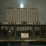 В Москве задержали активистов с баннером «Путин, ты ответишь за „Норд-Ост“»