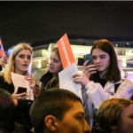 Провластные активисты на митинге Навального в Иваново предлагали школьникам за деньги делать селфи со спиртным