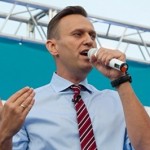 Навальный удалил со своего сайта расследование о Приходько и Дерипаске
