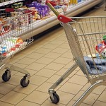 Из-за эмбарго потребители в два раза переплачивают за продукты из РФ