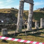 В центре оккупированной Керчи рухнули античные колонны