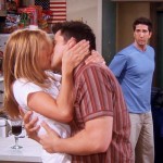 12 поцелуев из культового сериала «Друзья»