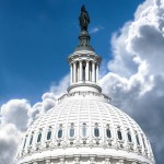 Сенаторы одобрили повышение потолка госдолга США