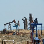 Страны ОПЕК не смогли договориться о конкретных объемах сокращения добычи